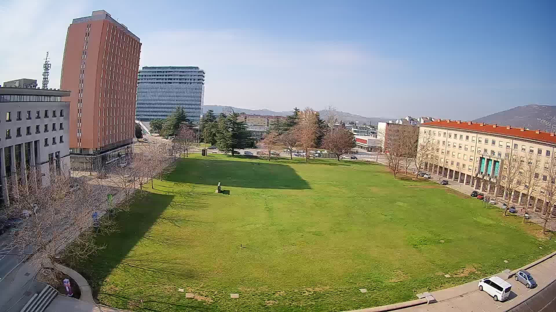 LIVEcam Nova Gorica webcam – Piazza Edvard Kardelj