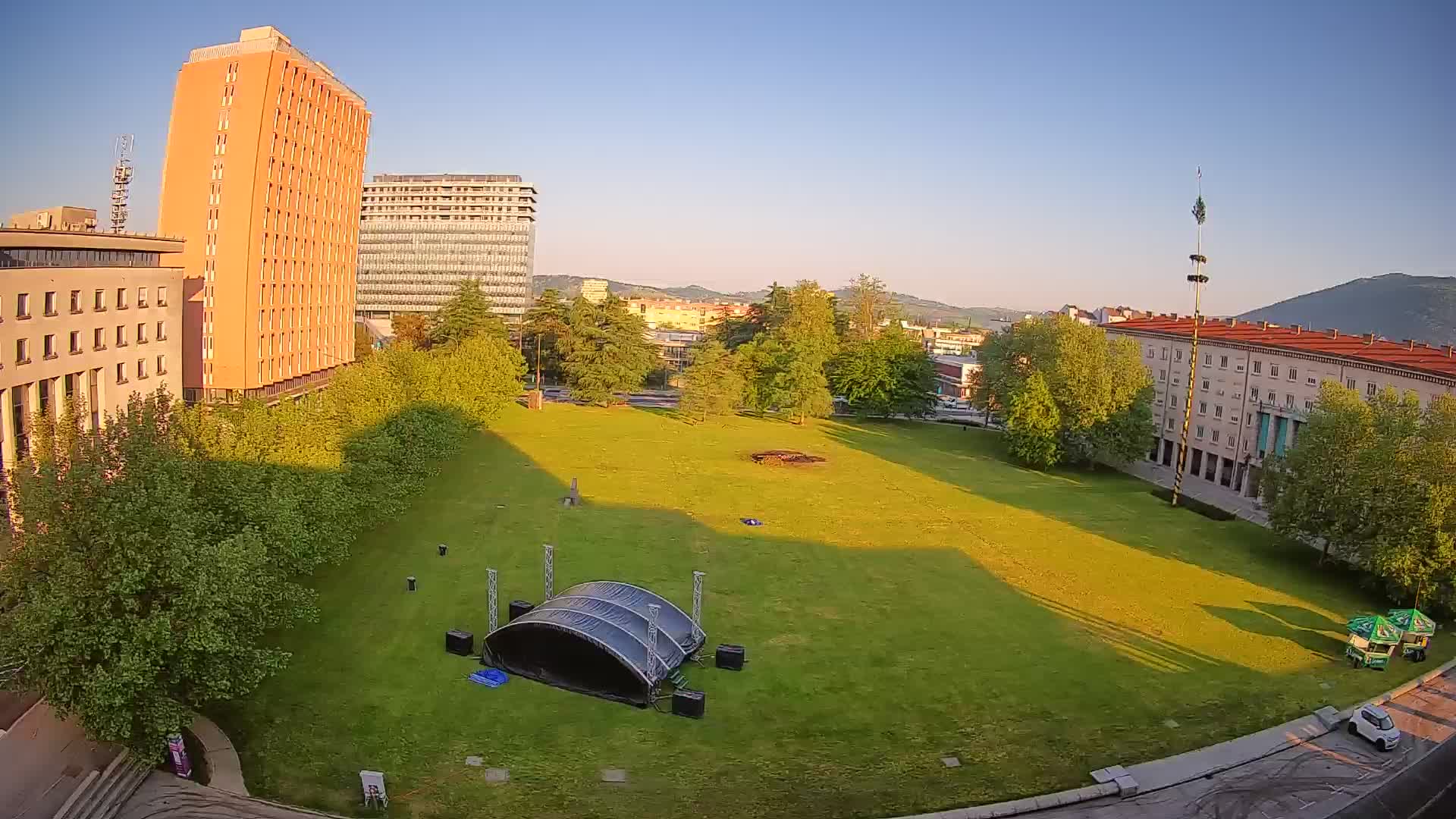 Web Kamera Trg Edvarda Kardelja | Nova Gorica