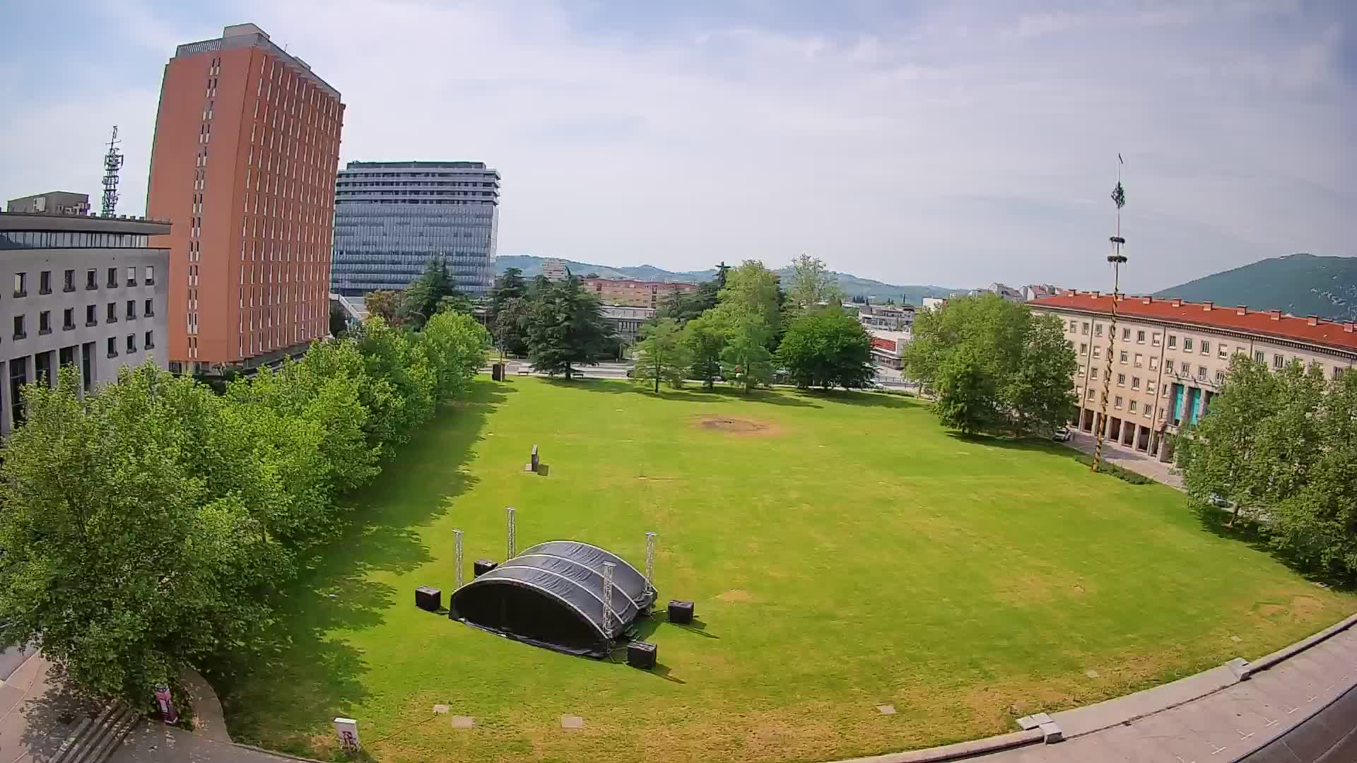LIVEcam Nova Gorica webcam – Piazza Edvard Kardelj