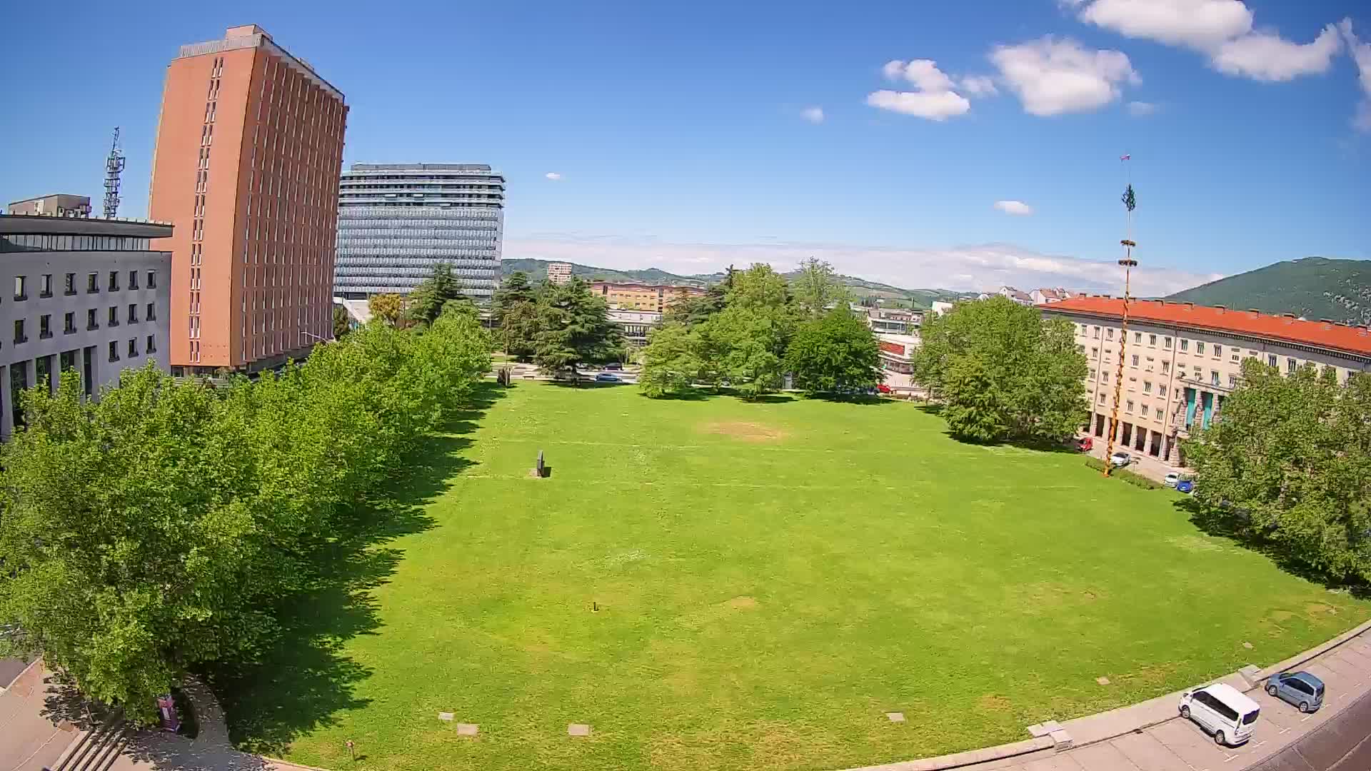 LIVEcam Nova Gorica webcam – Piazza Edvard Kardelj