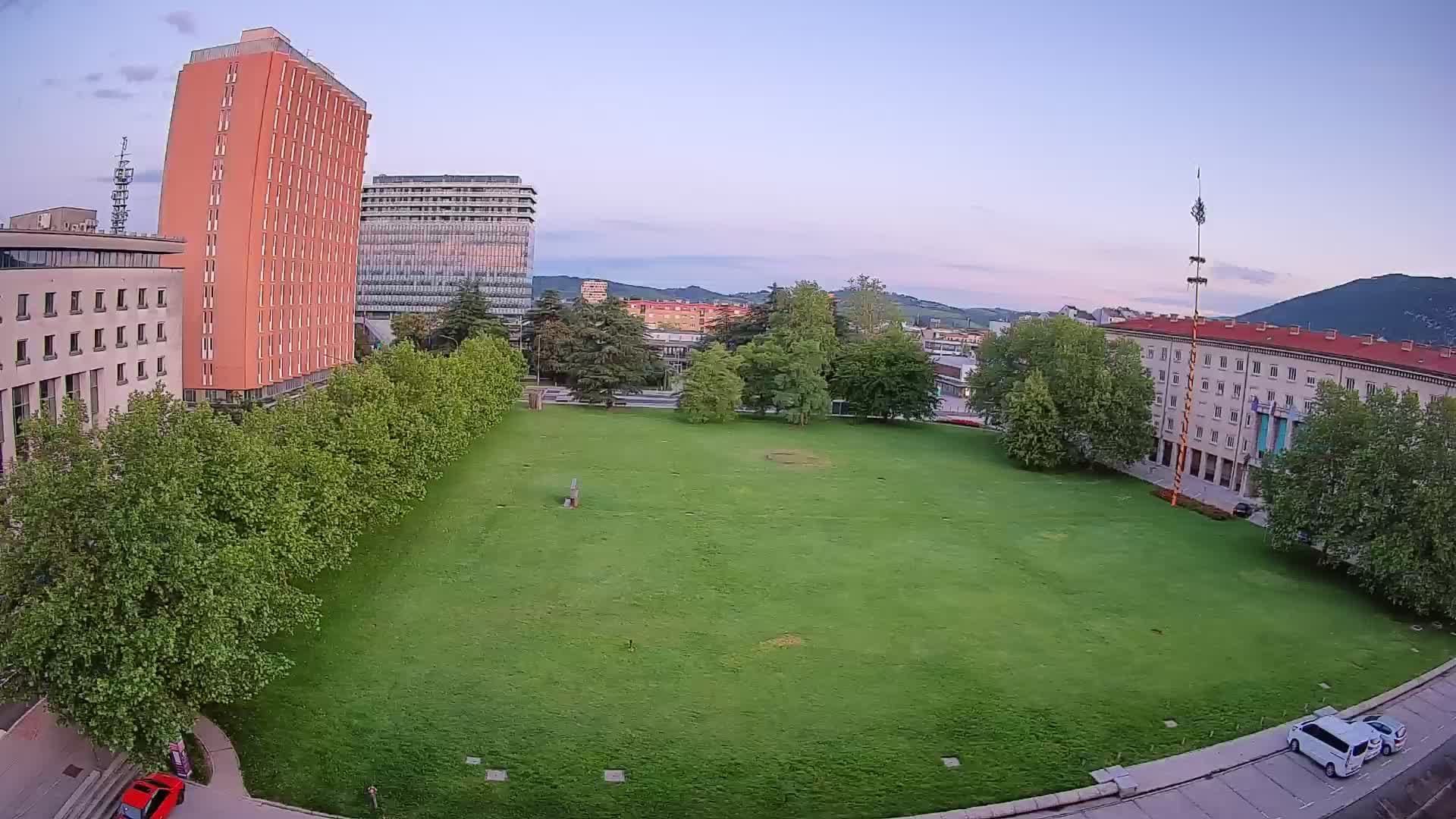 V Živo Nova Gorica Spletna kamera – Trg Edvarda Kardelja