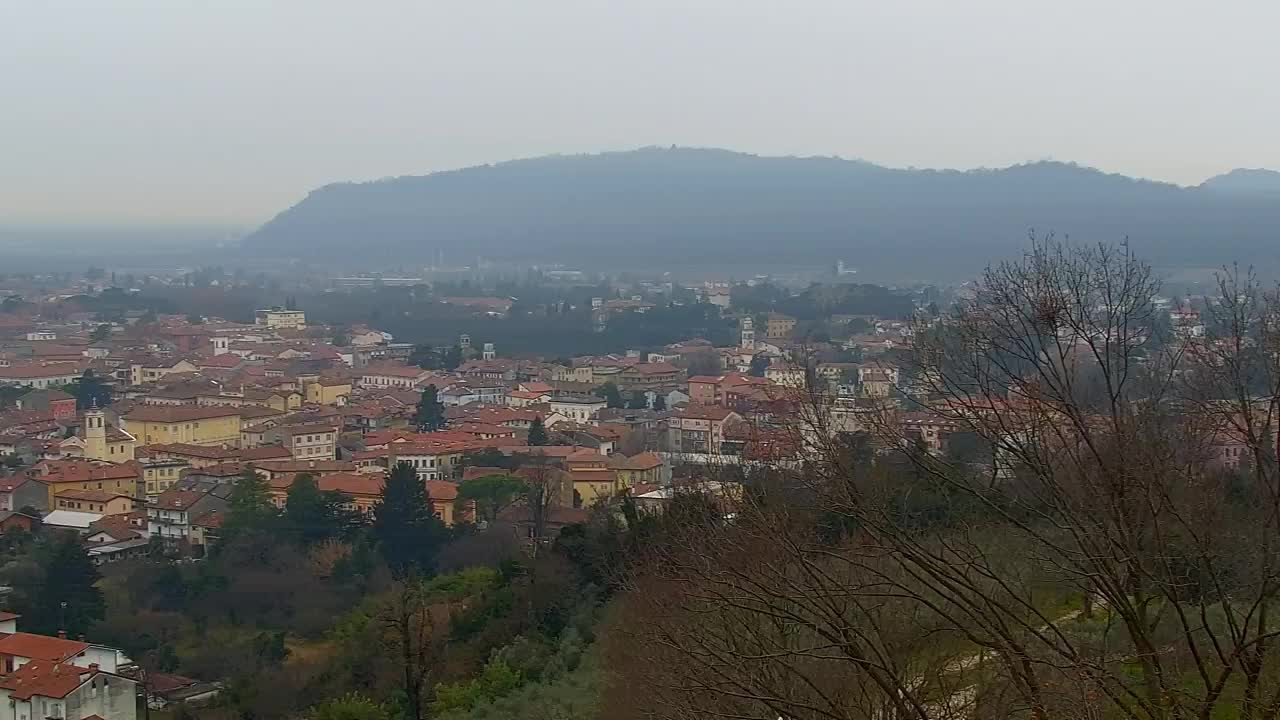 Nova Gorica i Gorica: Prekrasan Pogled iz Franjevačkog Samostana Kostanjevica