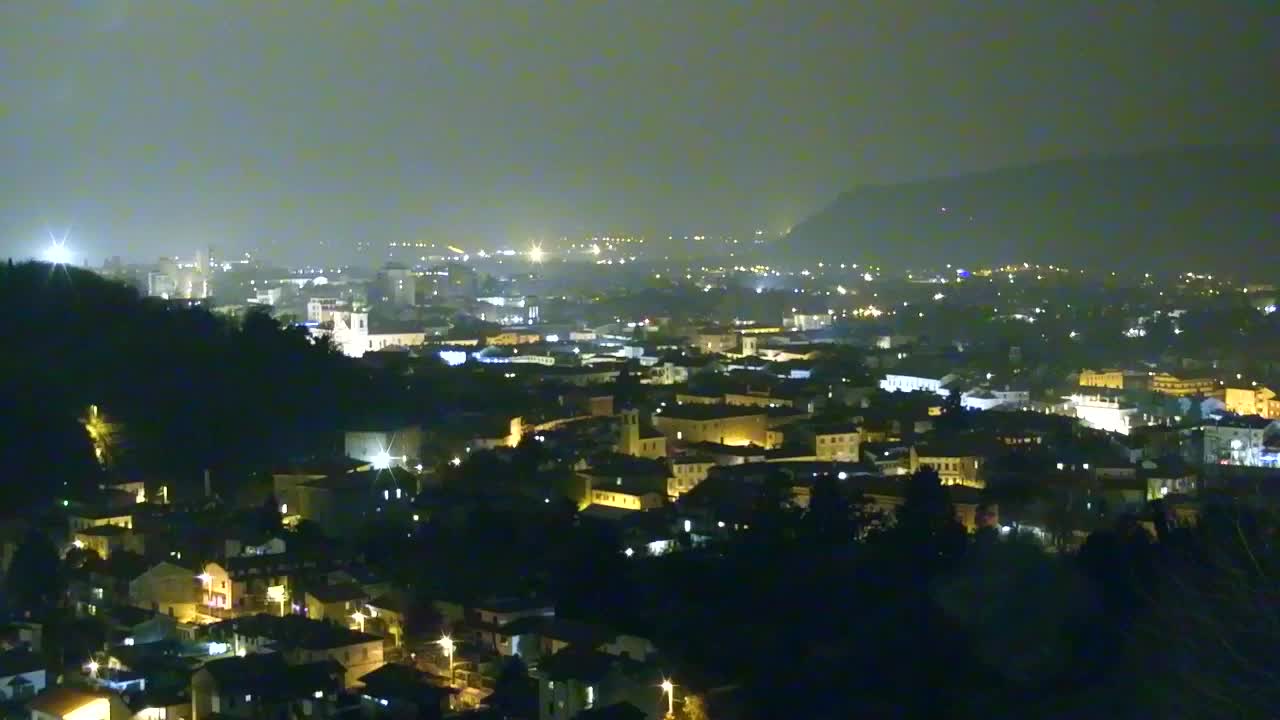 Nova Gorica e Gorizia: Panorama Mozzafiato dal Convento Francescano di Castagnevizza