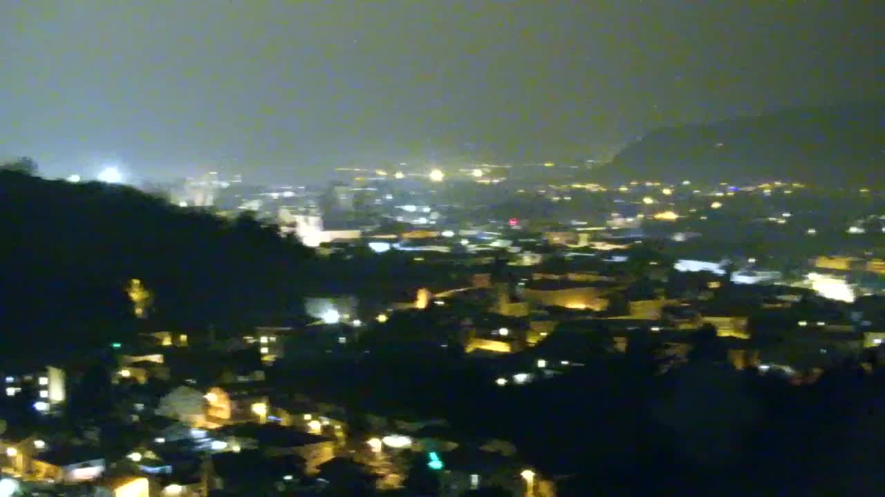 Nova Gorica e Gorizia: Panorama Mozzafiato dal Convento Francescano di Castagnevizza