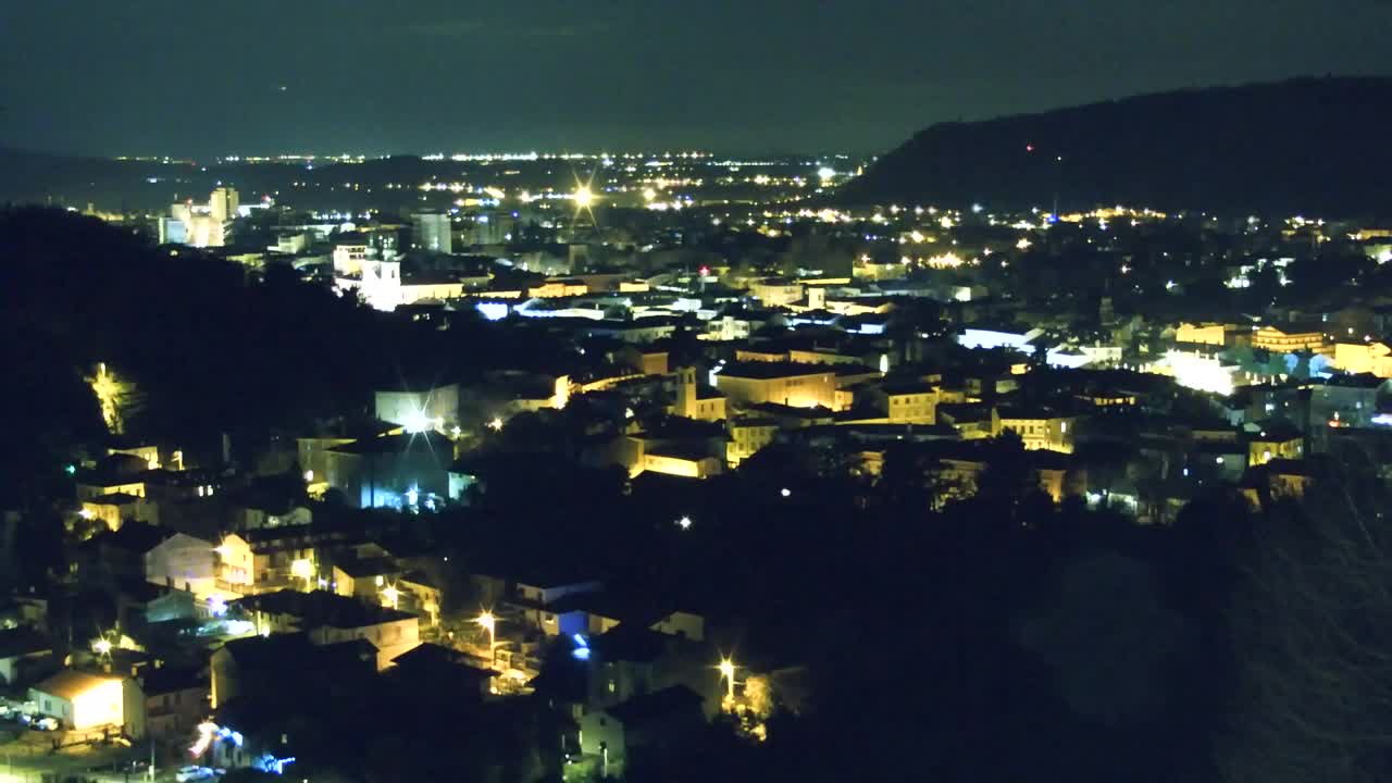 Nova Gorica e Gorizia: Panorama Mozzafiato dal Convento Francescano di Castagnevizza