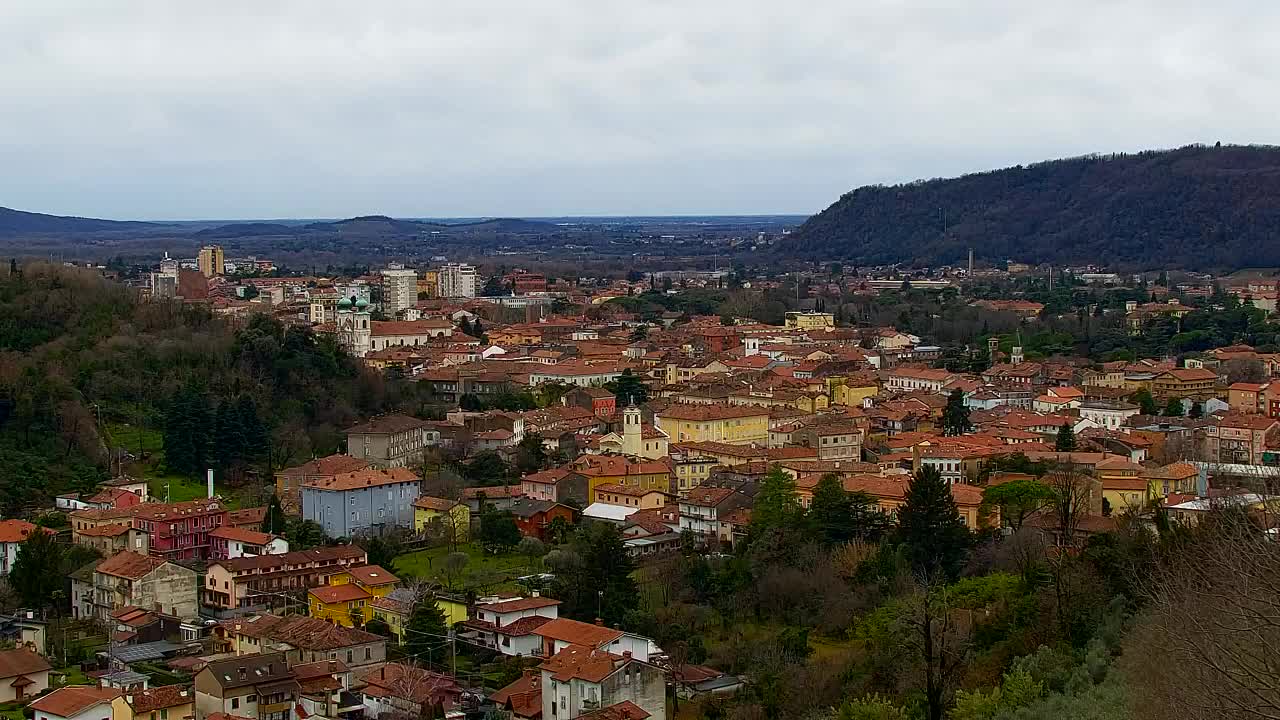 Nova Gorica i Gorica: Prekrasan Pogled iz Franjevačkog Samostana Kostanjevica