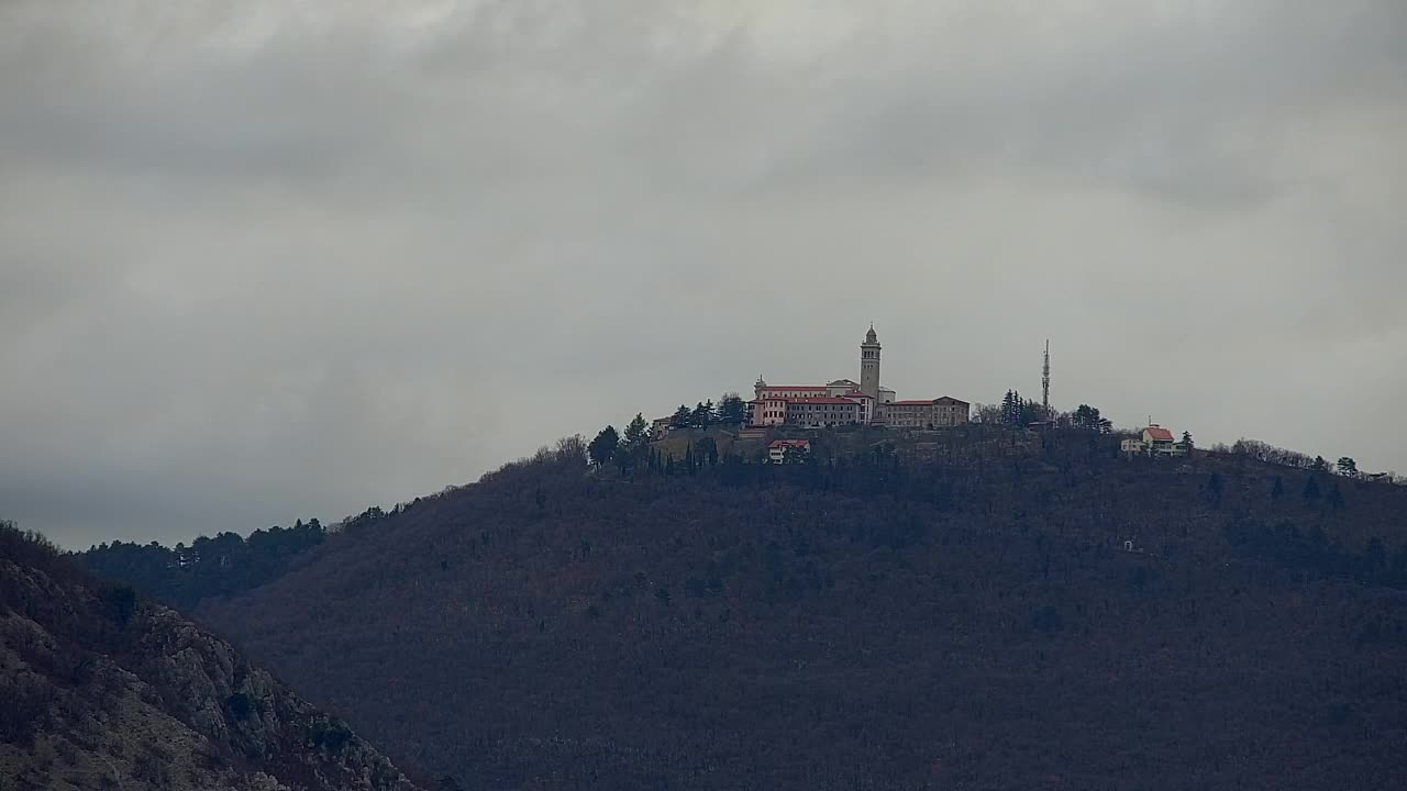 Nova Gorica y Gorizia: Impresionantes Vistas desde el Monasterio Franciscano de Kostanjevica