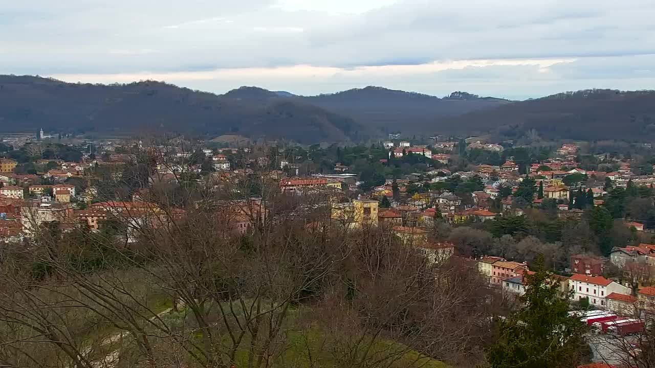 Nova Gorica und Görz: Atemberaubende Aussicht vom Franziskanerkloster Kostanjevica