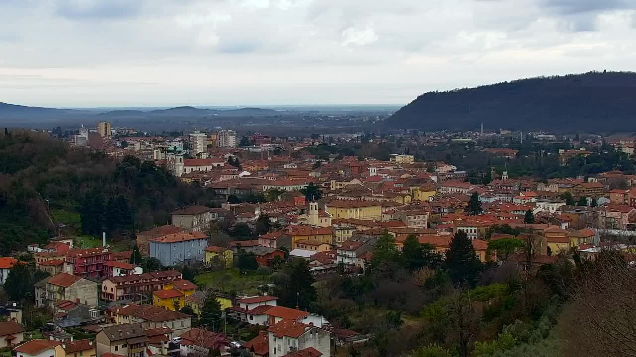 Nova Gorica i Gorica: Prekrasan Pogled iz Franjevačkog Samostana Kostanjevica