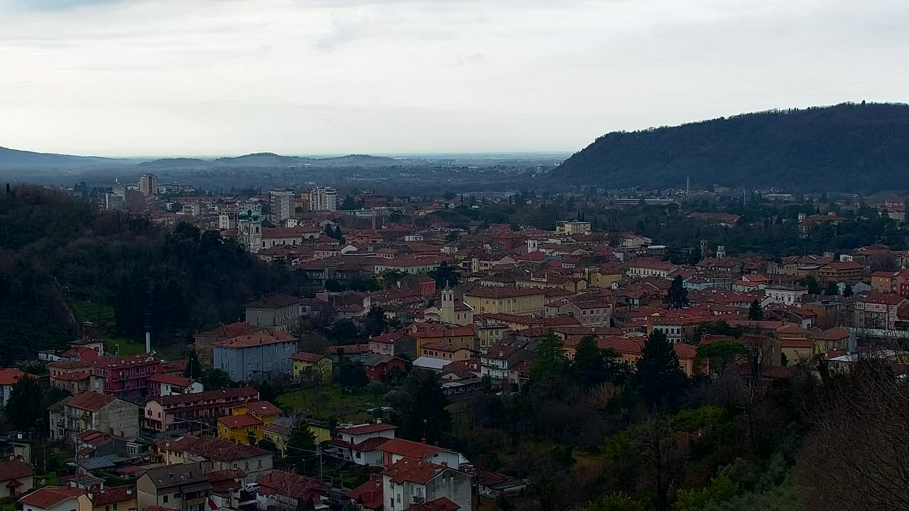 Nova Gorica i Gorica: Prekrasan Pogled iz Franjevačkog Samostana Kostanjevica