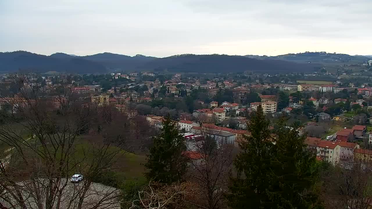 Nova Gorica y Gorizia: Impresionantes Vistas desde el Monasterio Franciscano de Kostanjevica