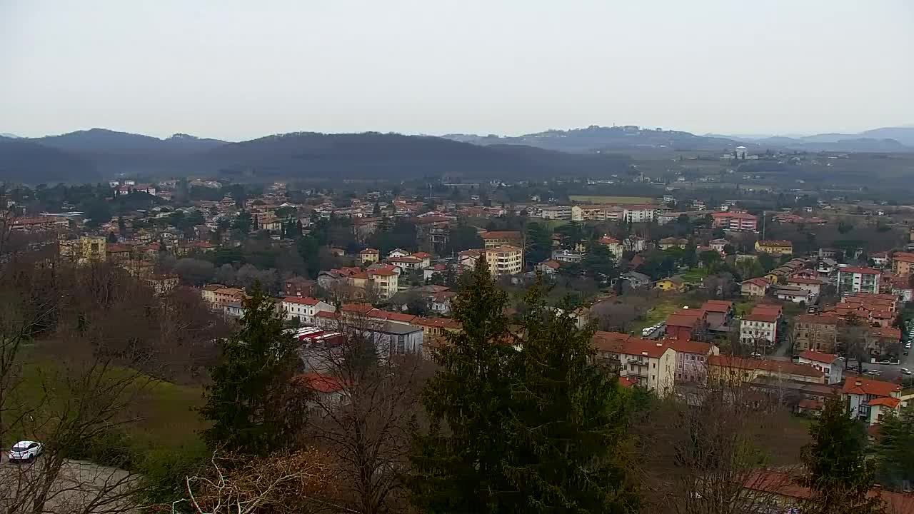 Nova Gorica i Gorica: Prekrasan Pogled iz Franjevačkog Samostana Kostanjevica