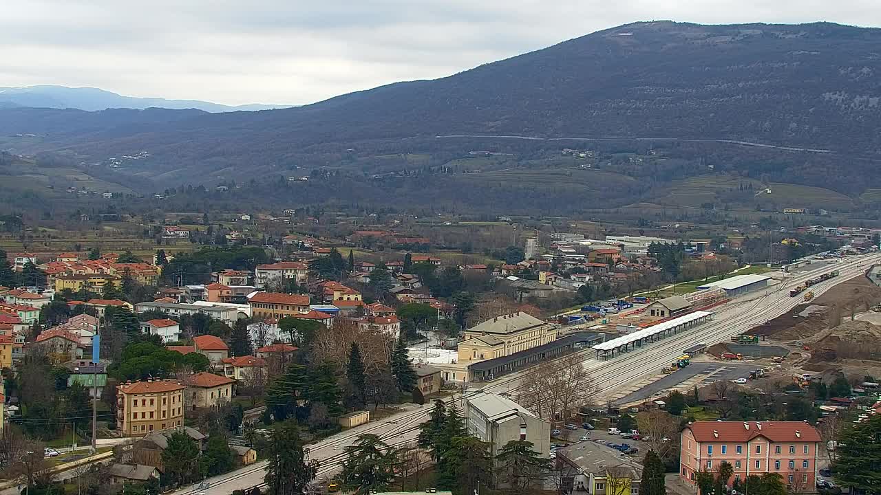 Nova Gorica i Gorica: Prekrasan Pogled iz Franjevačkog Samostana Kostanjevica