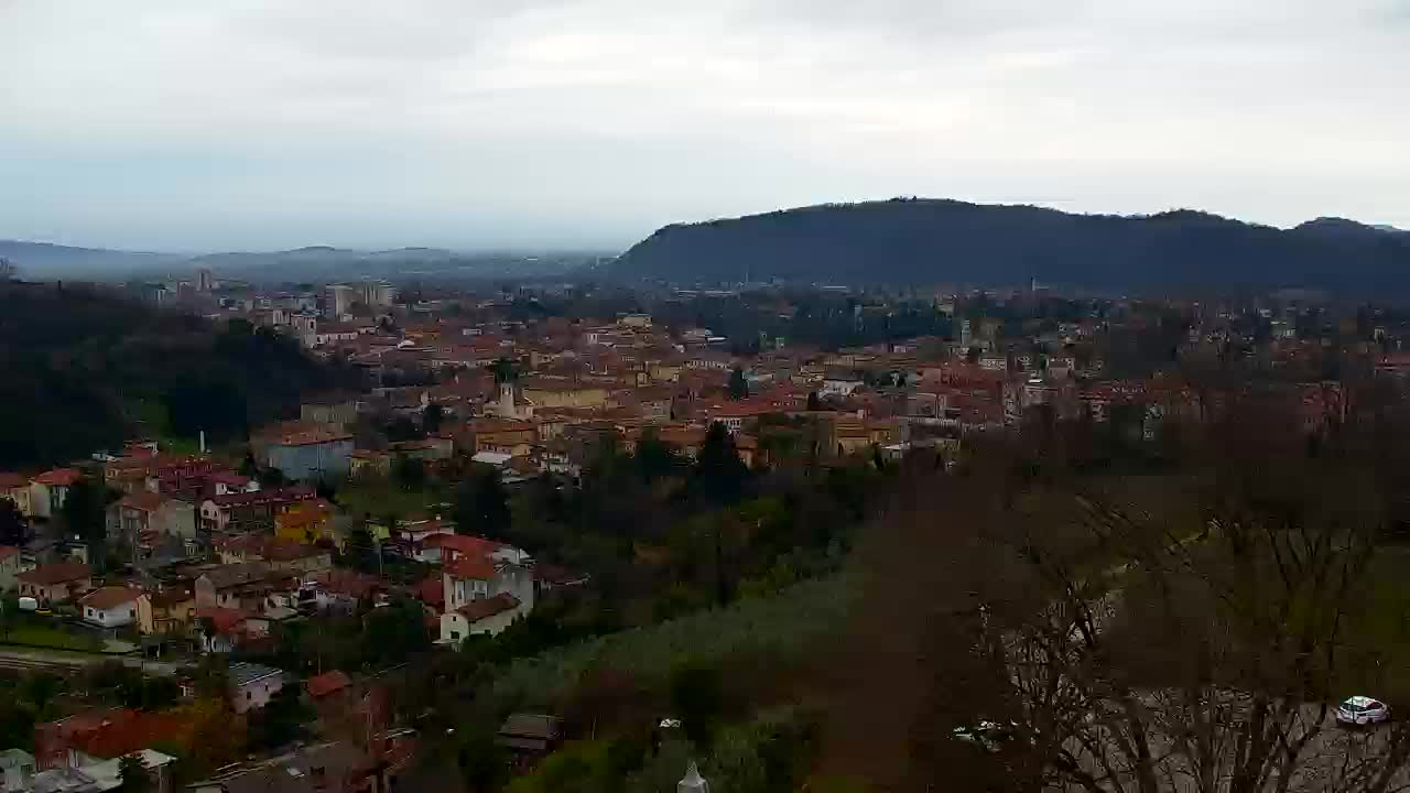 Nova Gorica i Gorica: Prekrasan Pogled iz Franjevačkog Samostana Kostanjevica