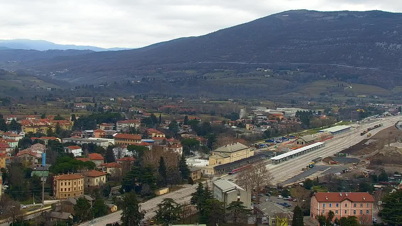 Nova Gorica i Gorica: Prekrasan Pogled iz Franjevačkog Samostana Kostanjevica