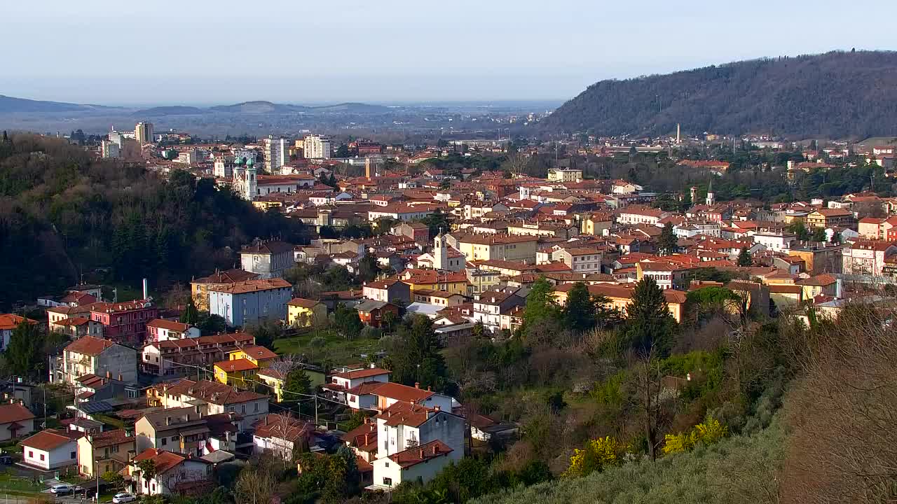 Nova Gorica y Gorizia: Impresionantes Vistas desde el Monasterio Franciscano de Kostanjevica