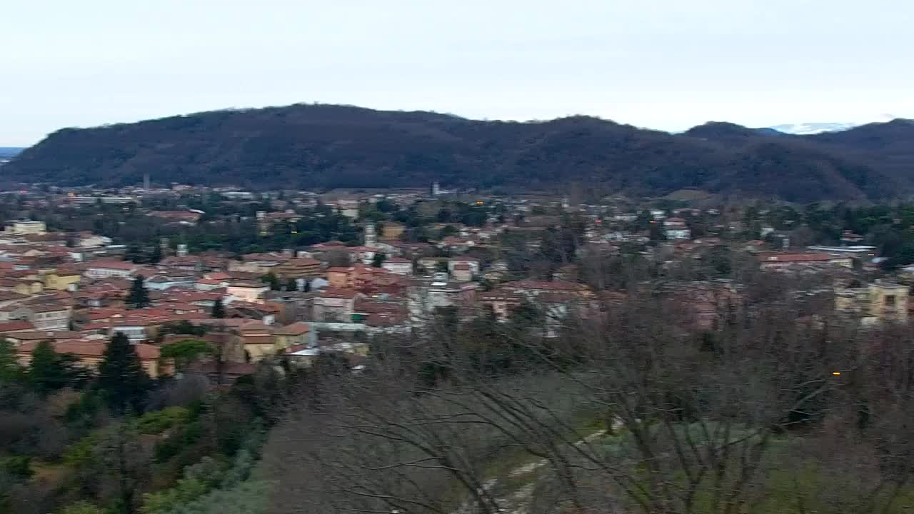 Nova Gorica y Gorizia: Impresionantes Vistas desde el Monasterio Franciscano de Kostanjevica