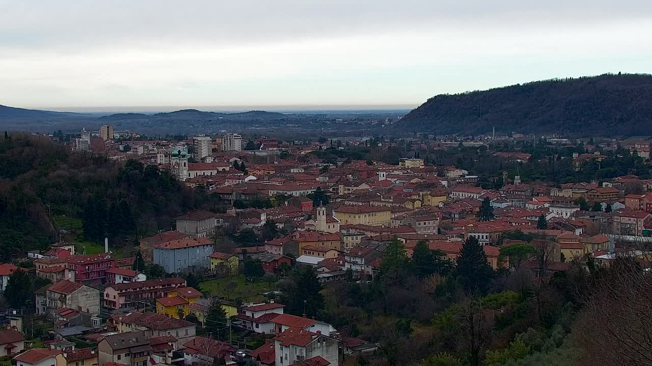 Nova Gorica e Gorizia: Panorama Mozzafiato dal Convento Francescano di Castagnevizza