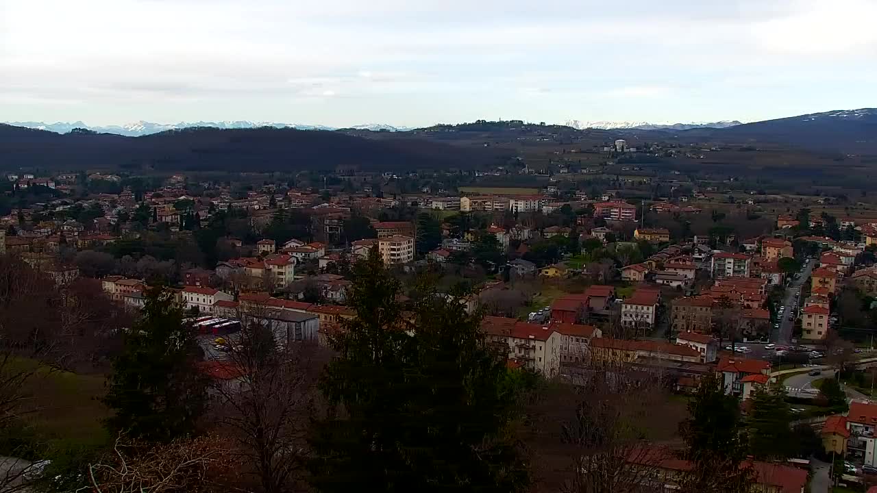 Nova Gorica y Gorizia: Impresionantes Vistas desde el Monasterio Franciscano de Kostanjevica