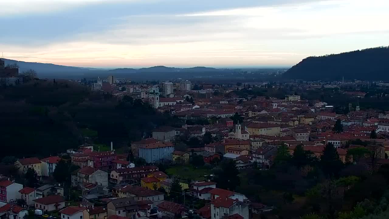 Nova Gorica et Gorizia : Vue Imprenable depuis le Monastère Franciscain de Kostanjevica