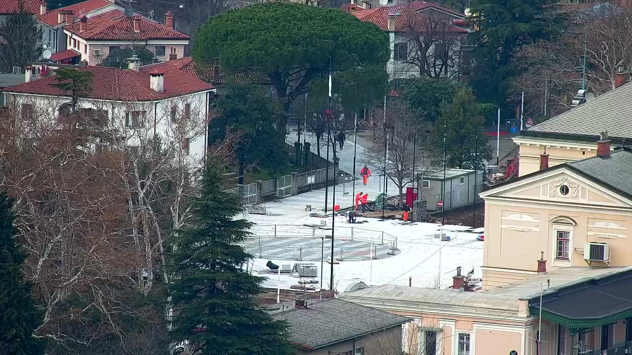 Nova Gorica y Gorizia: Impresionantes Vistas desde el Monasterio Franciscano de Kostanjevica