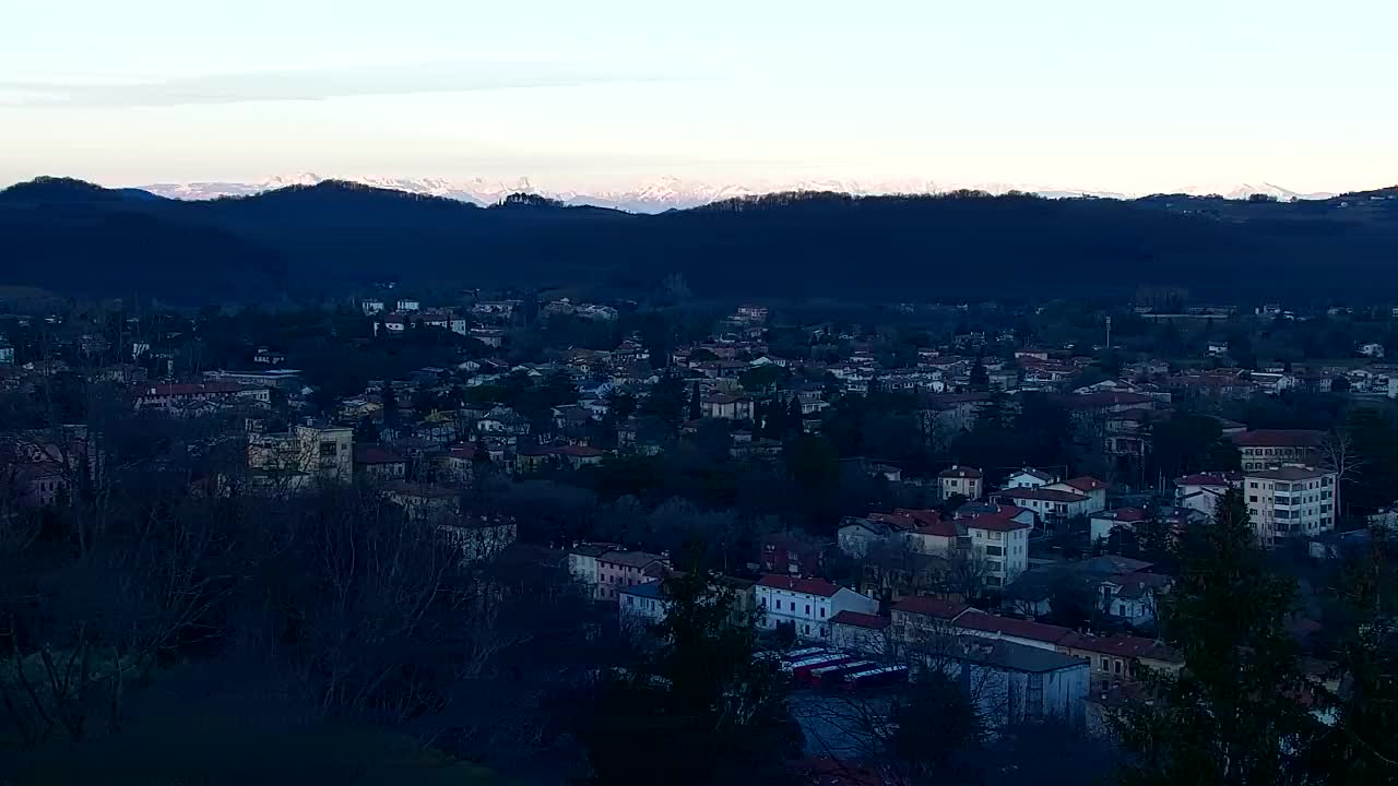 Nova Gorica y Gorizia: Impresionantes Vistas desde el Monasterio Franciscano de Kostanjevica