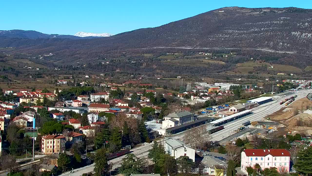 Nova Gorica e Gorizia: Panorama Mozzafiato dal Convento Francescano di Castagnevizza