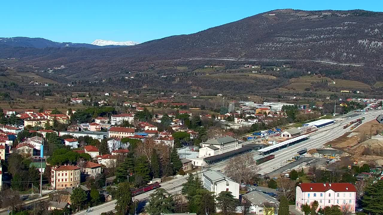 Nova Gorica i Gorica: Prekrasan Pogled iz Franjevačkog Samostana Kostanjevica