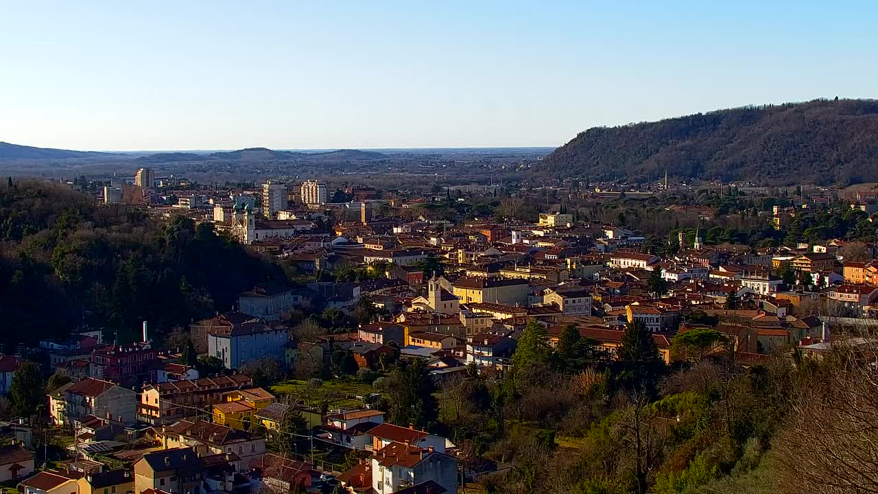 Nova Gorica et Gorizia : Vue Imprenable depuis le Monastère Franciscain de Kostanjevica