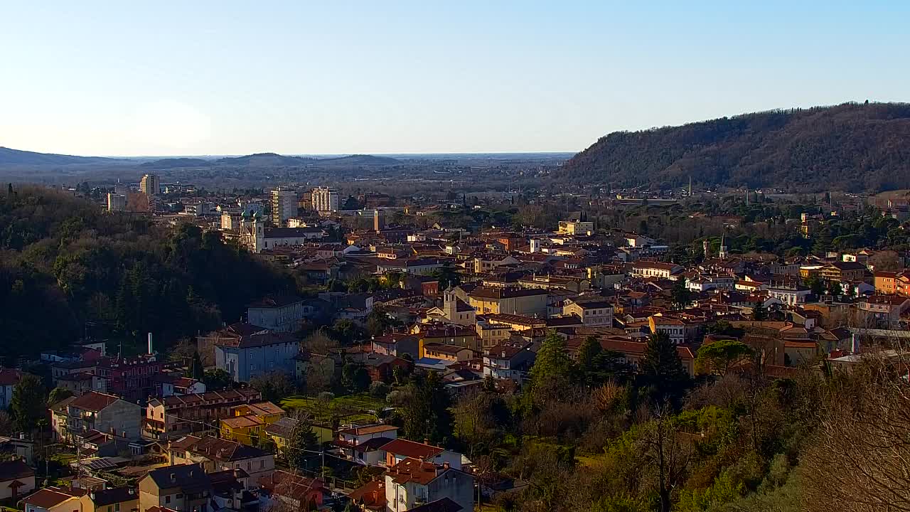 Nova Gorica et Gorizia : Vue Imprenable depuis le Monastère Franciscain de Kostanjevica