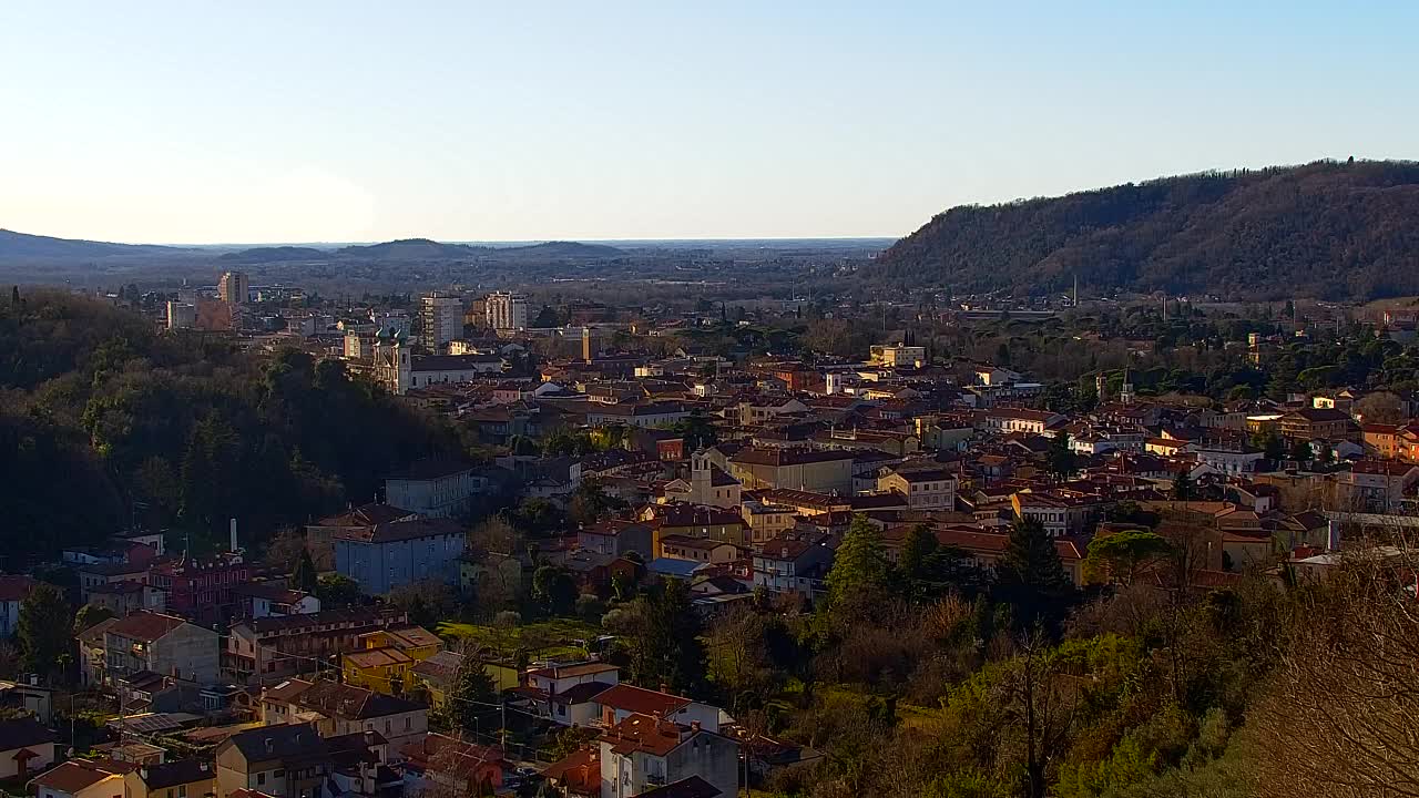 Nova Gorica in Gorica: Čudovit Razgled iz Frančiškanskega Samostana Kostanjevica