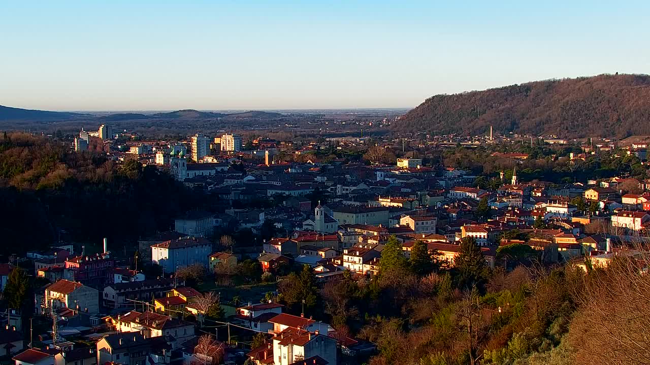 Nova Gorica et Gorizia : Vue Imprenable depuis le Monastère Franciscain de Kostanjevica