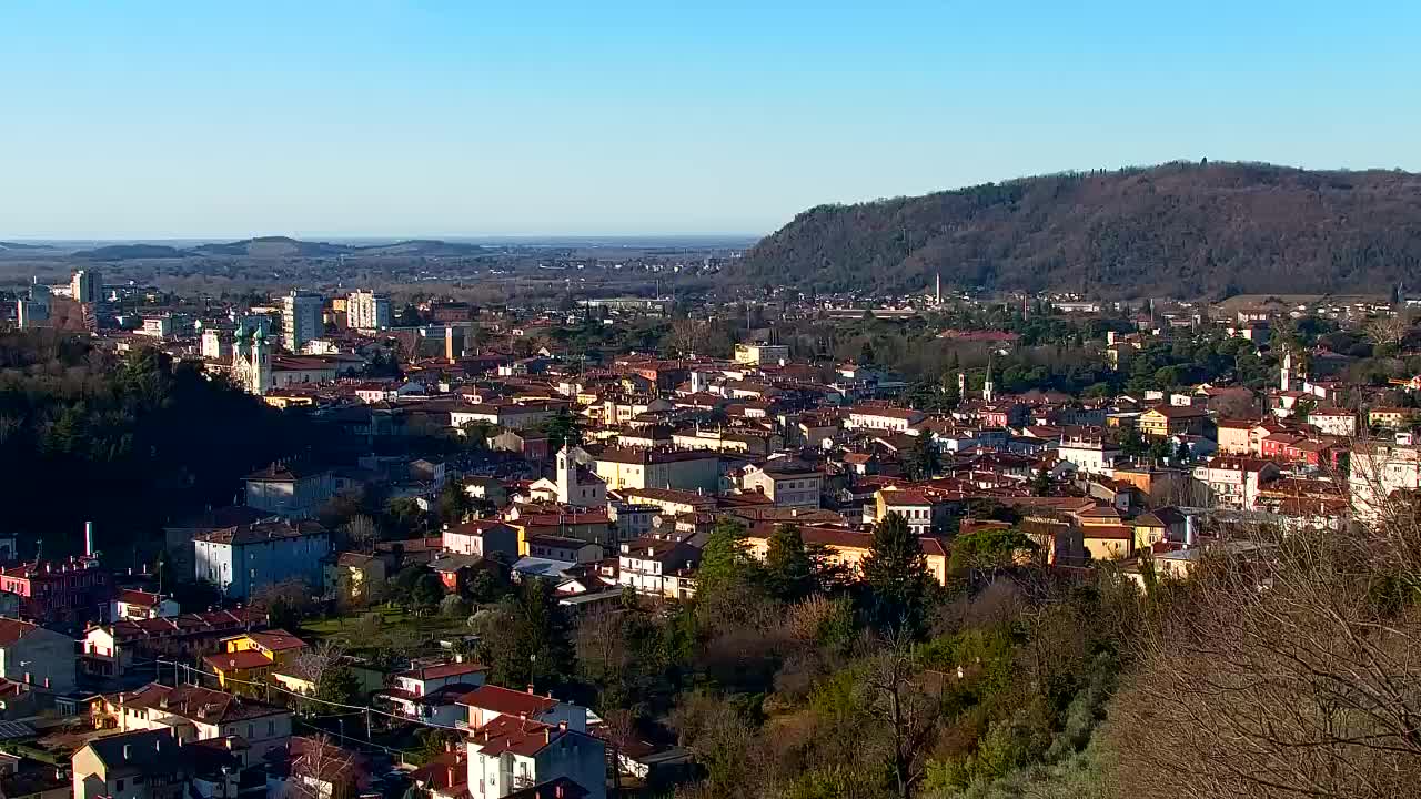 Nova Gorica y Gorizia: Impresionantes Vistas desde el Monasterio Franciscano de Kostanjevica