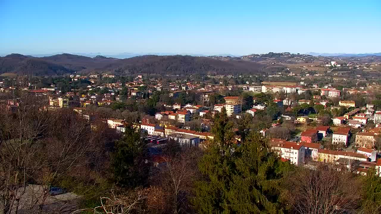 Nova Gorica e Gorizia: Panorama Mozzafiato dal Convento Francescano di Castagnevizza