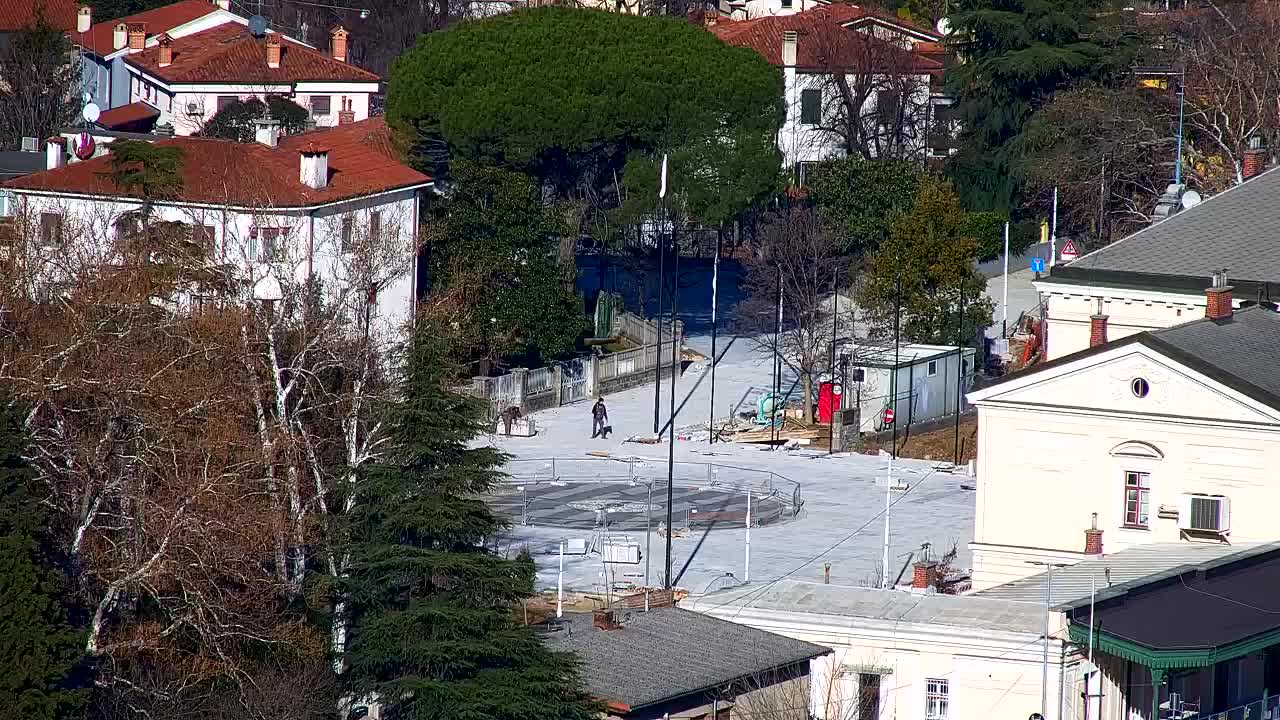 Nova Gorica e Gorizia: Panorama Mozzafiato dal Convento Francescano di Castagnevizza