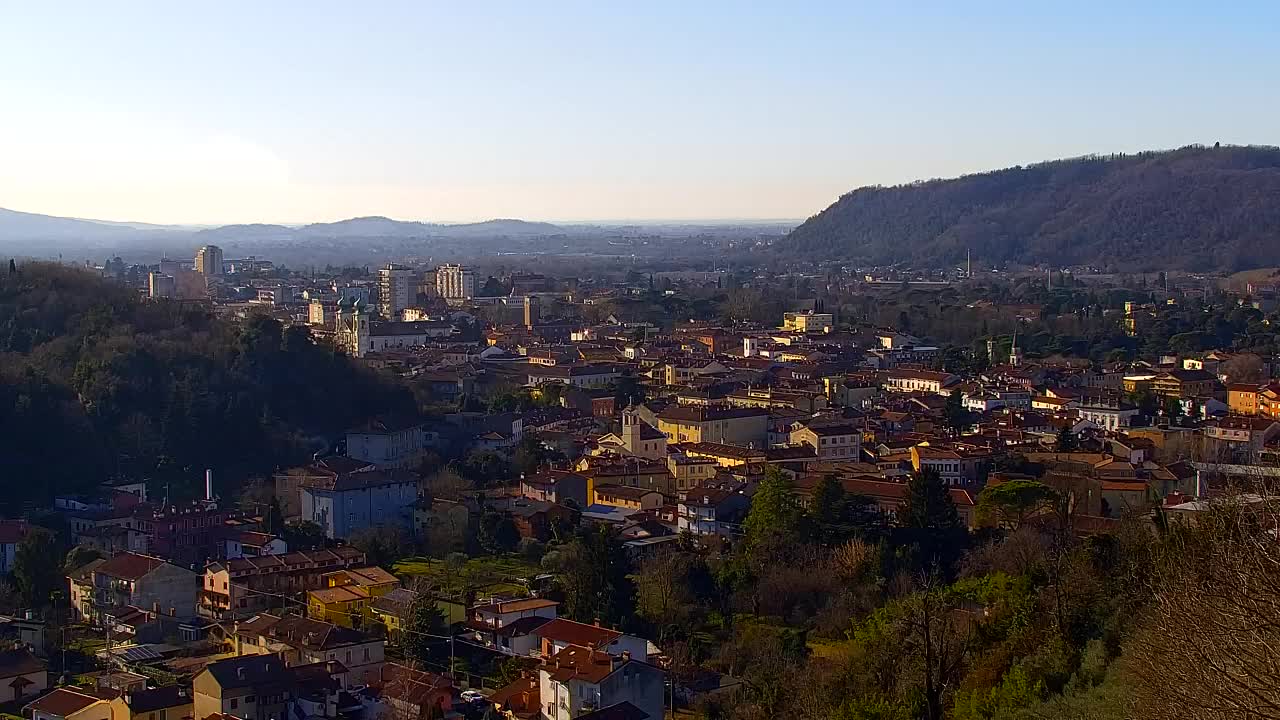 Nova Gorica et Gorizia : Vue Imprenable depuis le Monastère Franciscain de Kostanjevica