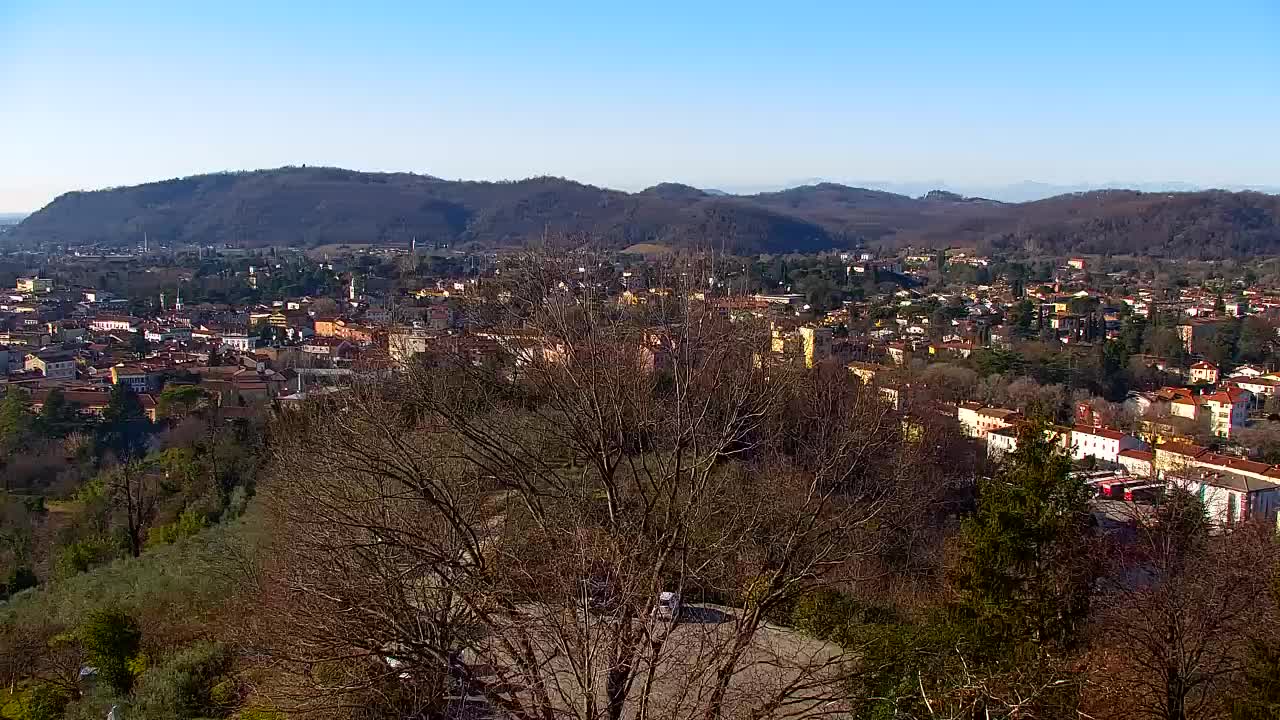 Nova Gorica y Gorizia: Impresionantes Vistas desde el Monasterio Franciscano de Kostanjevica