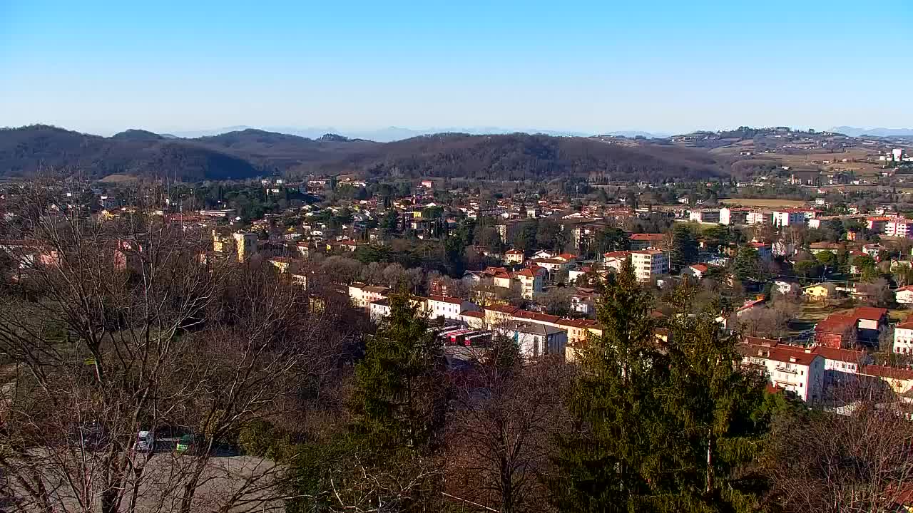 Nova Gorica i Gorica: Prekrasan Pogled iz Franjevačkog Samostana Kostanjevica