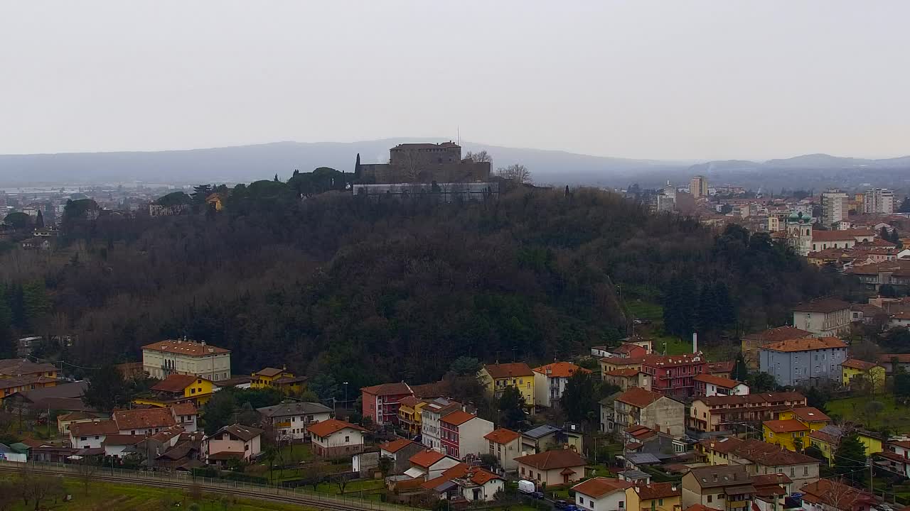 Nova Gorica i Gorica: Prekrasan Pogled iz Franjevačkog Samostana Kostanjevica