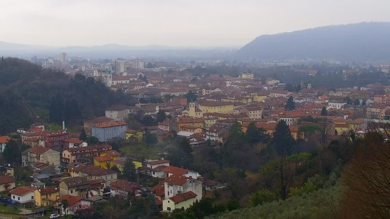 Nova Gorica i Gorica: Prekrasan Pogled iz Franjevačkog Samostana Kostanjevica