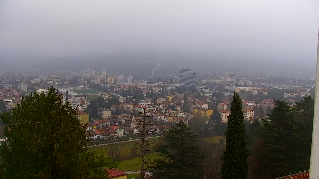 Nova Gorica e Gorizia: Panorama Mozzafiato dal Convento Francescano di Castagnevizza