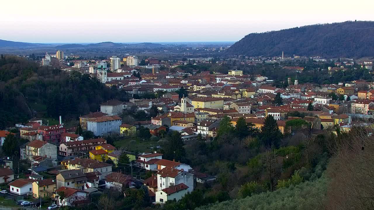 Nova Gorica et Gorizia : Vue Imprenable depuis le Monastère Franciscain de Kostanjevica