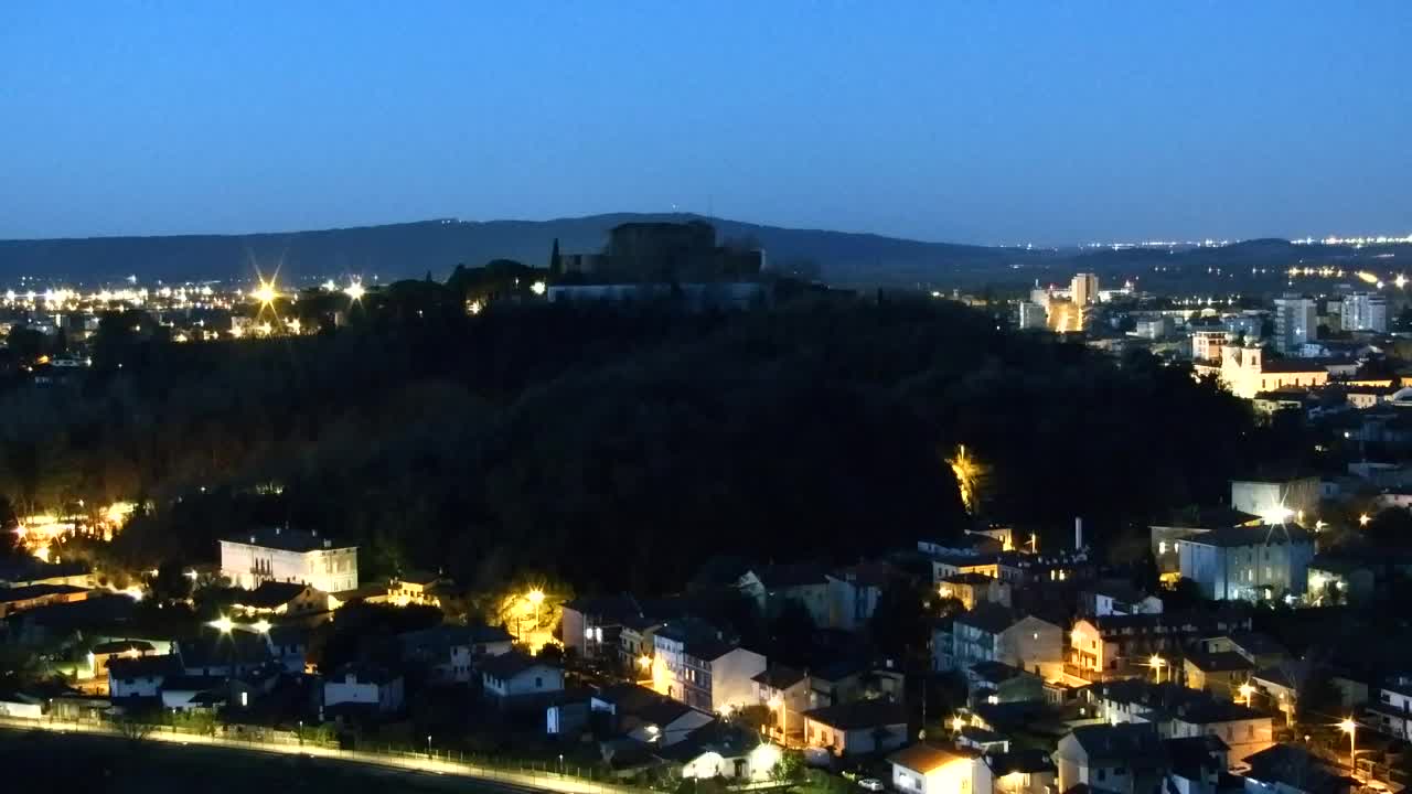 Nova Gorica y Gorizia: Impresionantes Vistas desde el Monasterio Franciscano de Kostanjevica