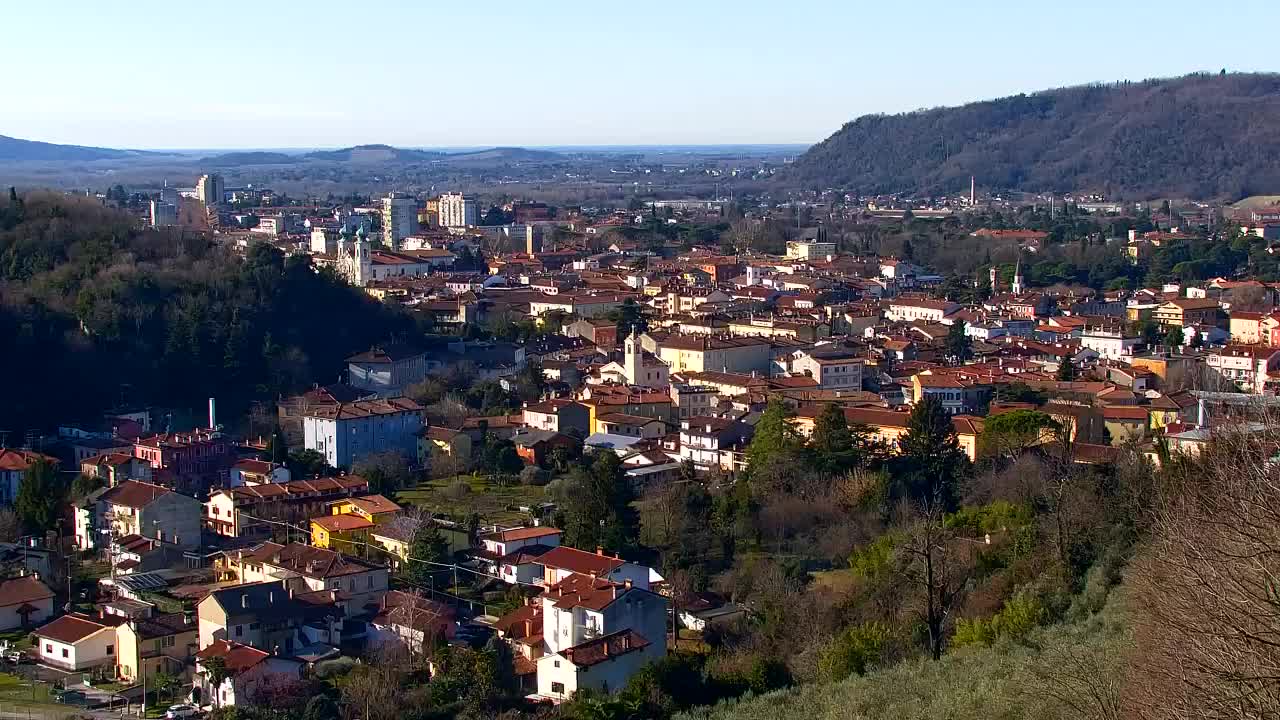 Nova Gorica y Gorizia: Impresionantes Vistas desde el Monasterio Franciscano de Kostanjevica