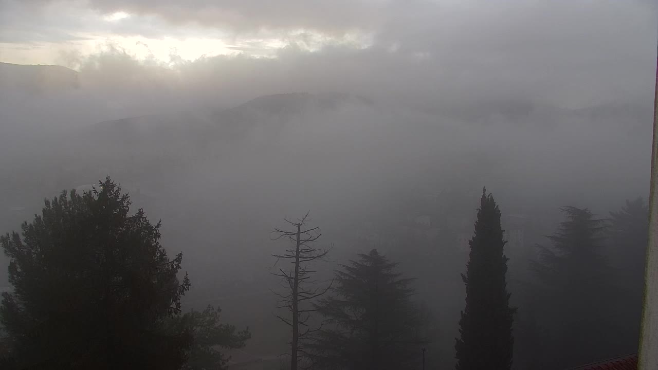 Nova Gorica e Gorizia: Panorama Mozzafiato dal Convento Francescano di Castagnevizza