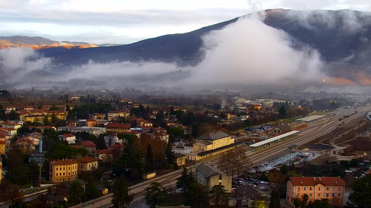 Nova Gorica i Gorica: Prekrasan Pogled iz Franjevačkog Samostana Kostanjevica