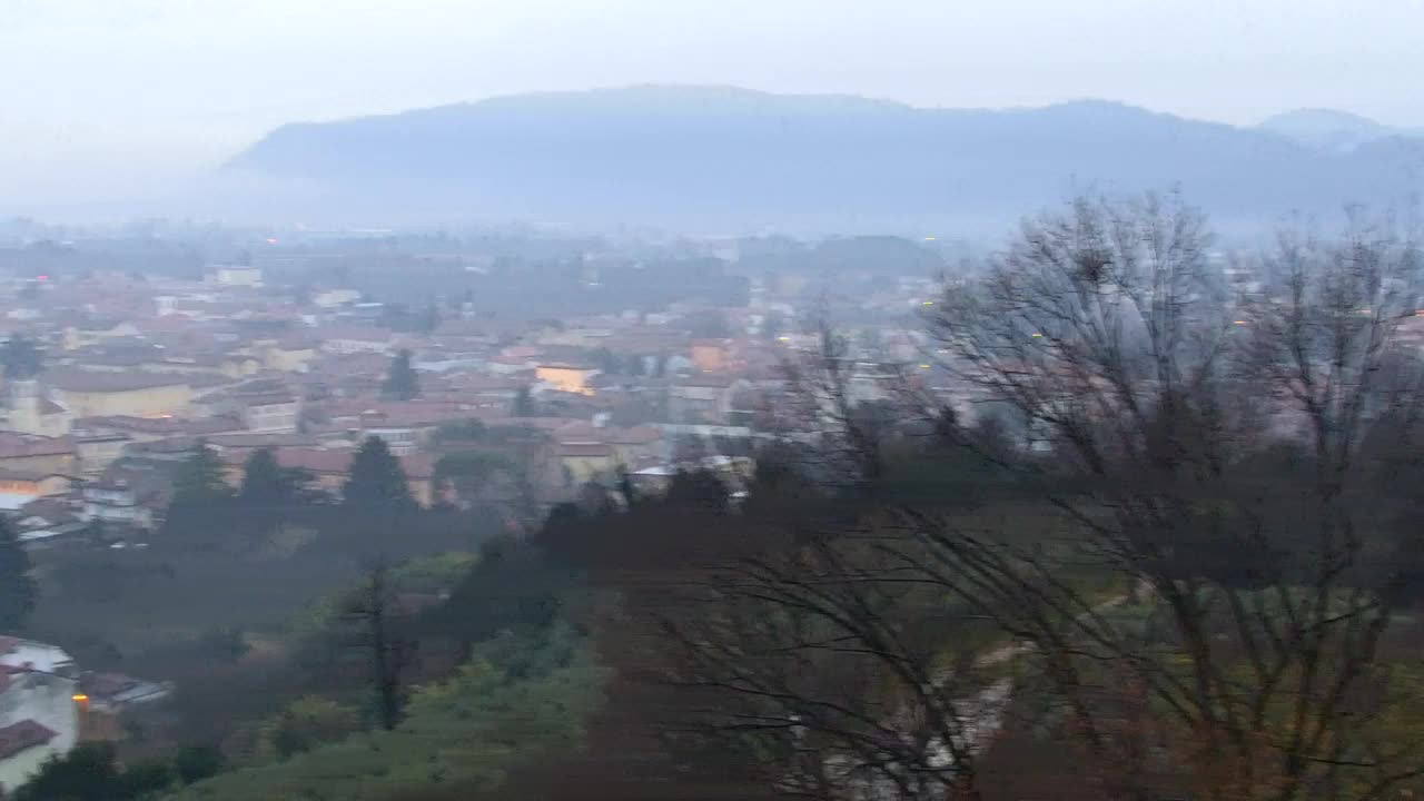 Nova Gorica y Gorizia: Impresionantes Vistas desde el Monasterio Franciscano de Kostanjevica