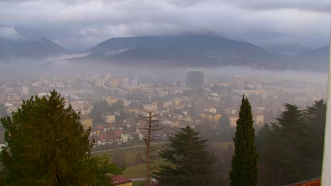 Nova Gorica y Gorizia: Impresionantes Vistas desde el Monasterio Franciscano de Kostanjevica