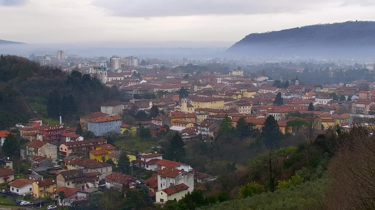 Nova Gorica y Gorizia: Impresionantes Vistas desde el Monasterio Franciscano de Kostanjevica