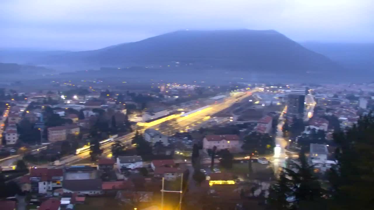 Nova Gorica y Gorizia: Impresionantes Vistas desde el Monasterio Franciscano de Kostanjevica